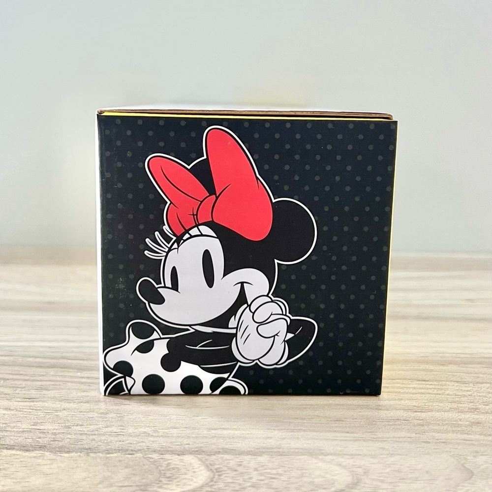 JoyJolt Disney 3D Mickey and Minnie Double Wall Espresso Cups - Set of 2 - Picture 3 of 10